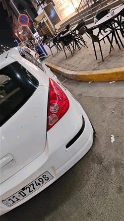 نيسان فيرسا نوت